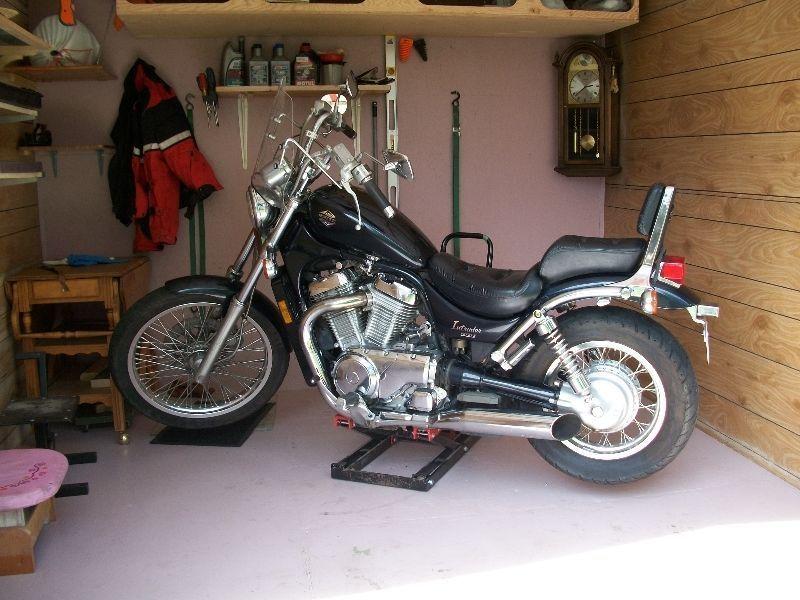 1993 SUZUKI INTRUDER 805cc LOW KM