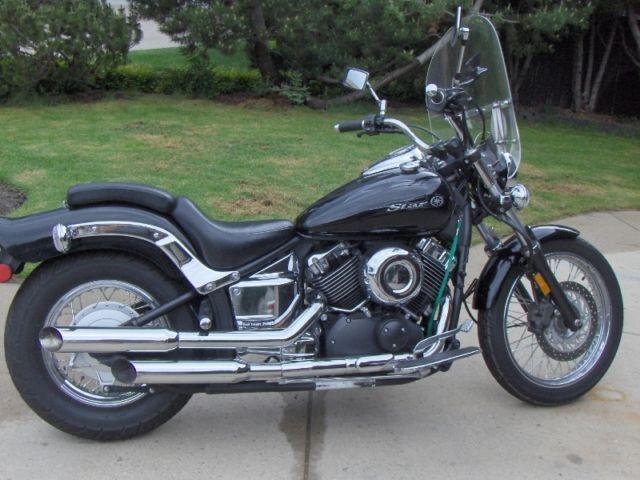 Reduced! 2008 Yamaha V Star 650 CLASSIC VERY LOW KMS!! MINT!!
