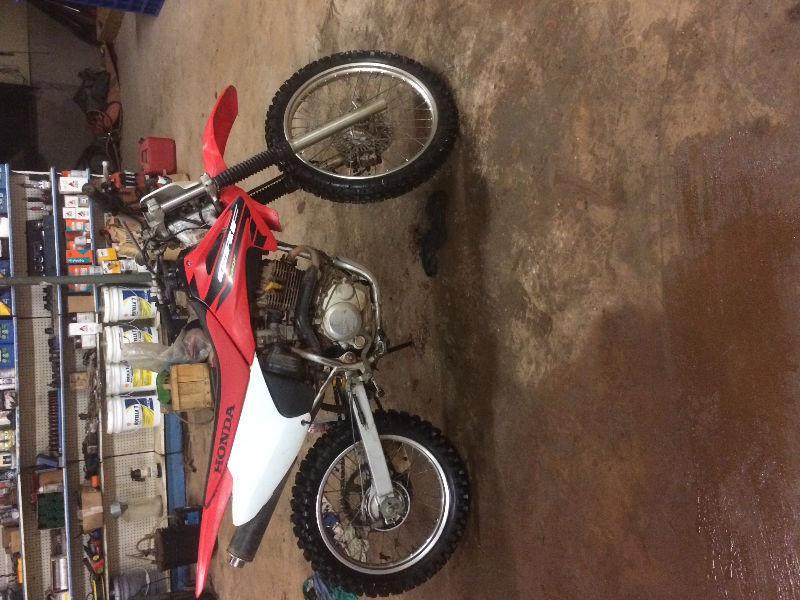 2004 CRF 230