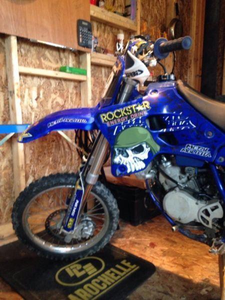 2002 yz 85