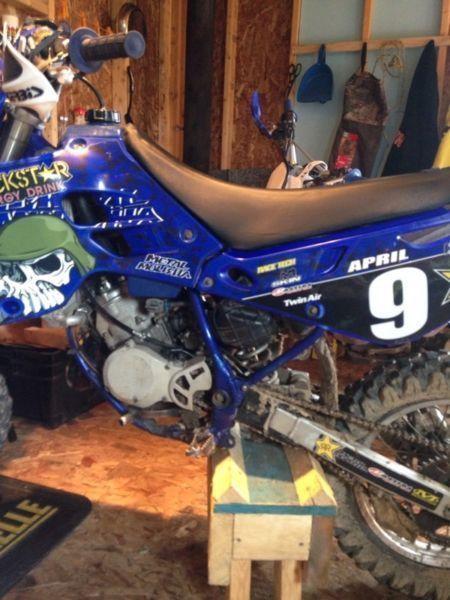 2002 yz 85