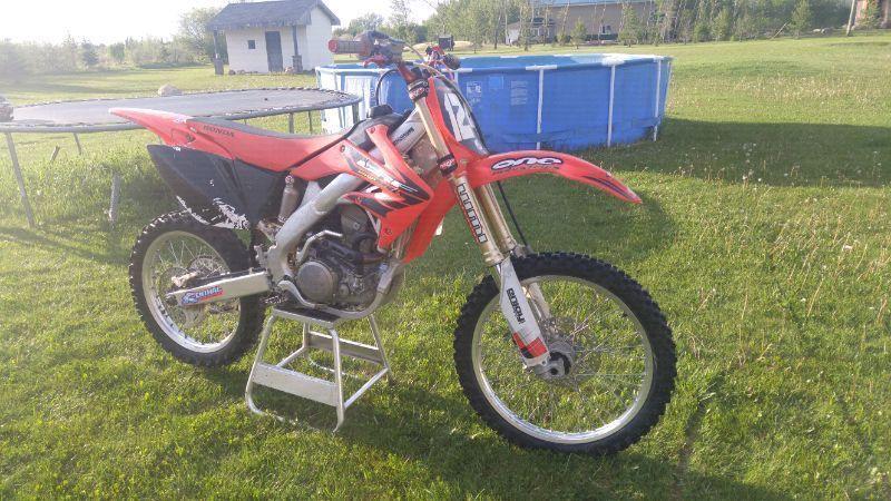 07 crf250r MINT CONDITION