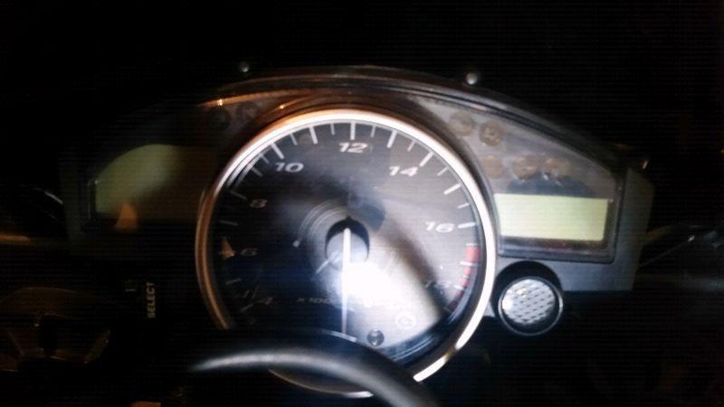 Wanted: 2006-2007 Yamaha YZF-R6 Cluster and Exhaust