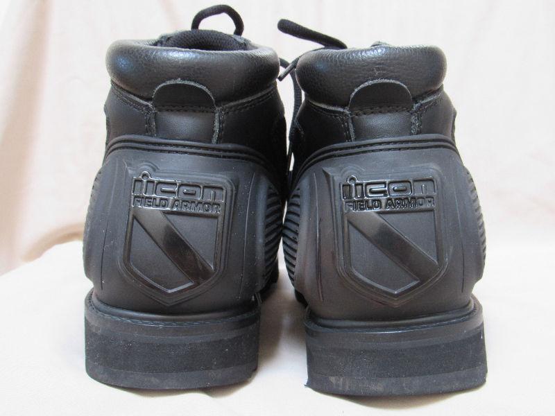 Icon - Chucka boots size 10.5