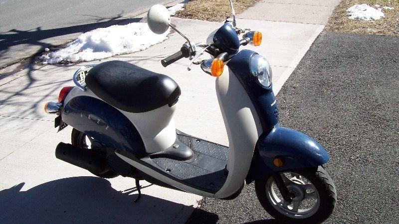 2005 Honda Jazz scooter