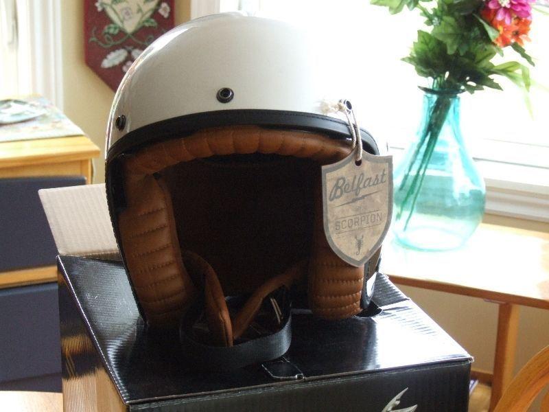 Motorcycle helmet