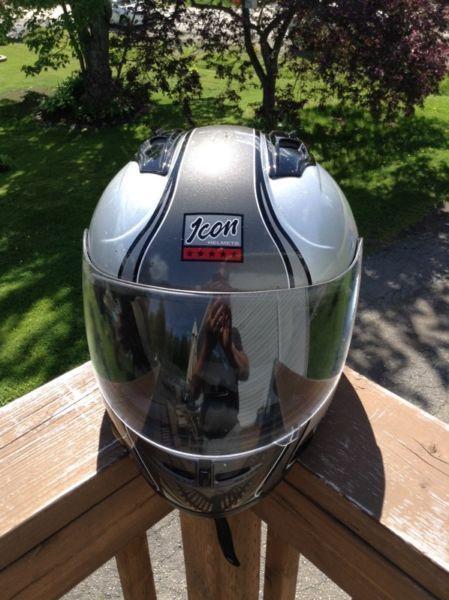 Icon motorcycle helmet XL
