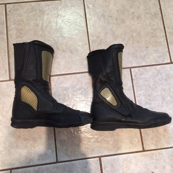Rhyno motorcycle boots size 7 men
