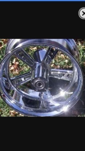 Custom wheel for 300mm tire