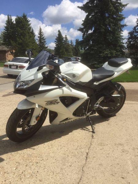 2008 GSXR 600 - Only 4,500 kms