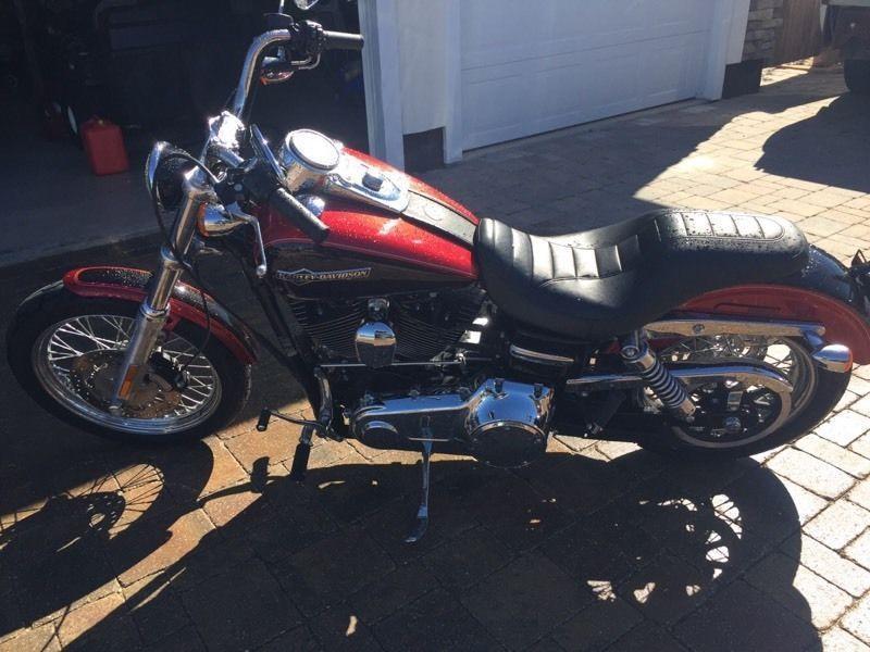 2012 Harley Davidson dyna superglide. 1,700 kilometres