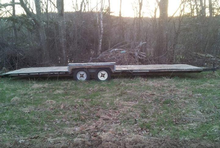 28x8 foot flat bed trailer solid frame solid axel new tires