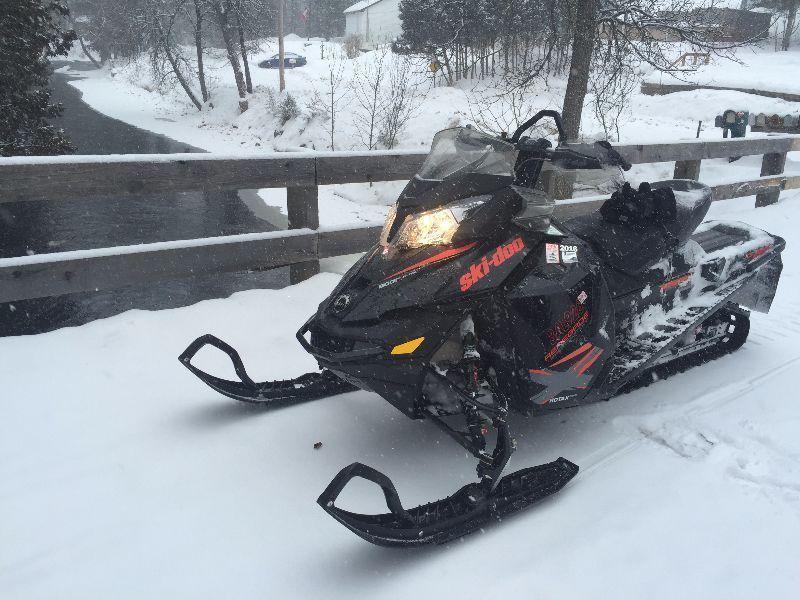 2015 Skidoo Renegade Backcountry X 800 ETEC - TRADE FOR CANAM
