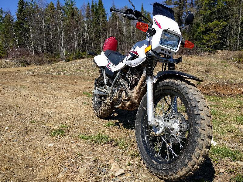 2011 Yamaha TW200, 500 kms, perfect condition