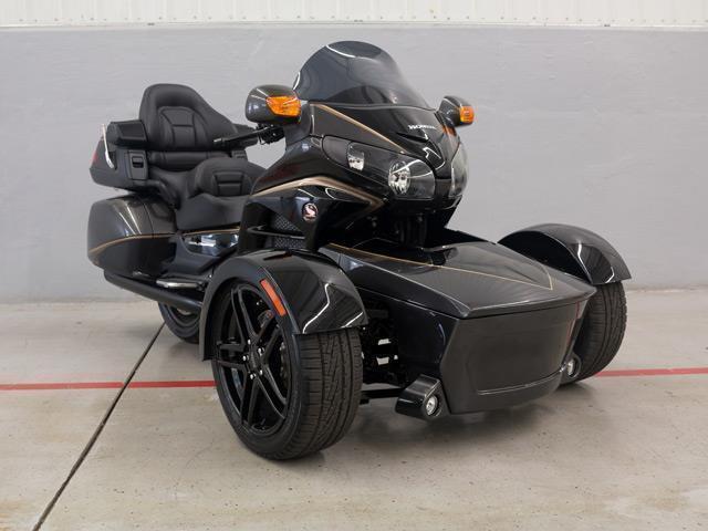 REVERSE TRIKE PROWLER RT POUR GL1800 -3 ROUE INVERSER!!