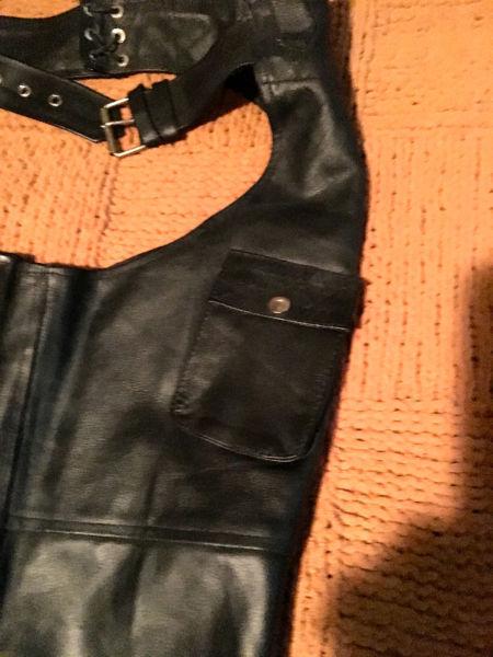Leather Chaps (Cruiser by Sofari) Size Medium (Unisex)