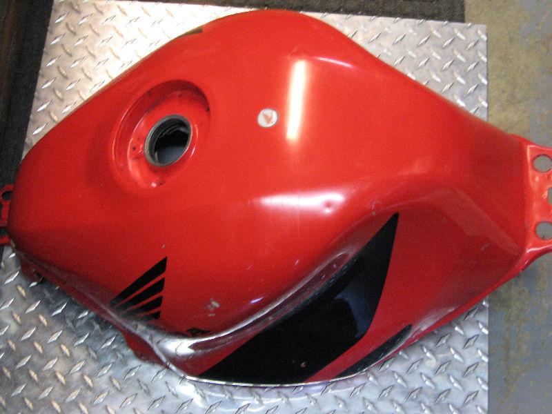 2001-2003 honda cbr-600 f4-i red gas tank