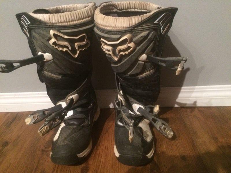 Fox Comp 5 boots size women's US 8