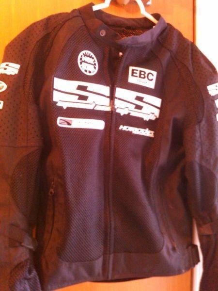 SPEED AND STRENGTH SIZE S BLACK PERFORATED MOTORCYCLE JACKET