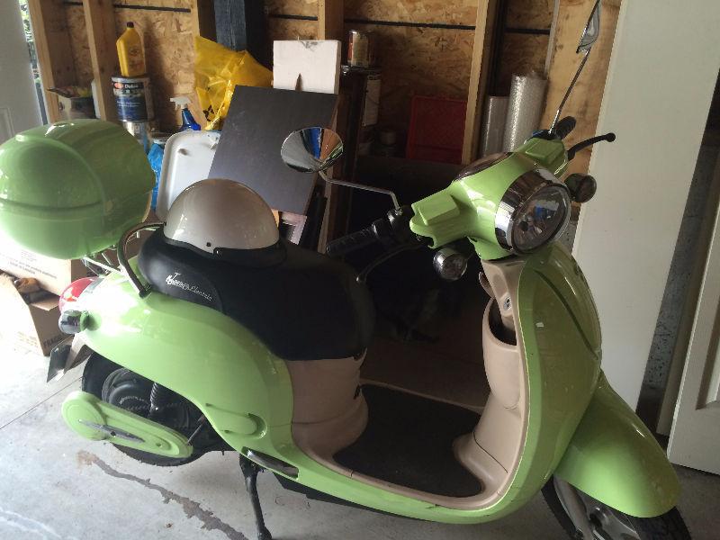 LIKE NEW!!!! ### 2015 Motorino - XP Series - Lime Green - LOW