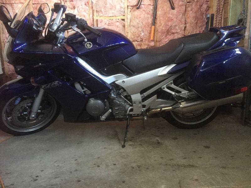 Reduced to sell 2005 FJR1300 $6000.00 Firm