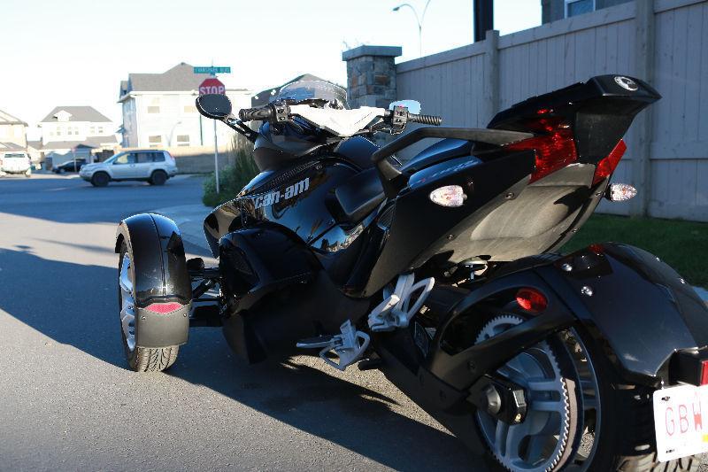 Mint Can-Am Spyder RSS with Warranty till 2017