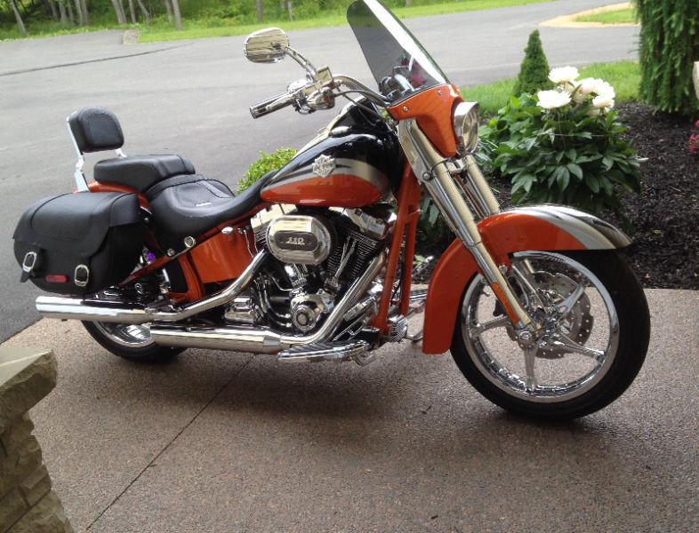 2010 FLSTSE CVO Softail Convertible