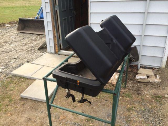 FRONT OR REAR ATV STORAGE BOX