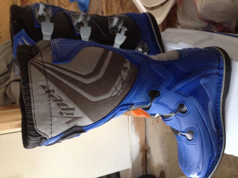 Fly mx boots. Brand new