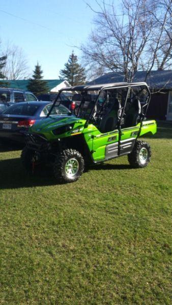 2015 kawasaki teryx 4 with cab incloser