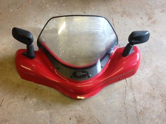 Kingquad windshield