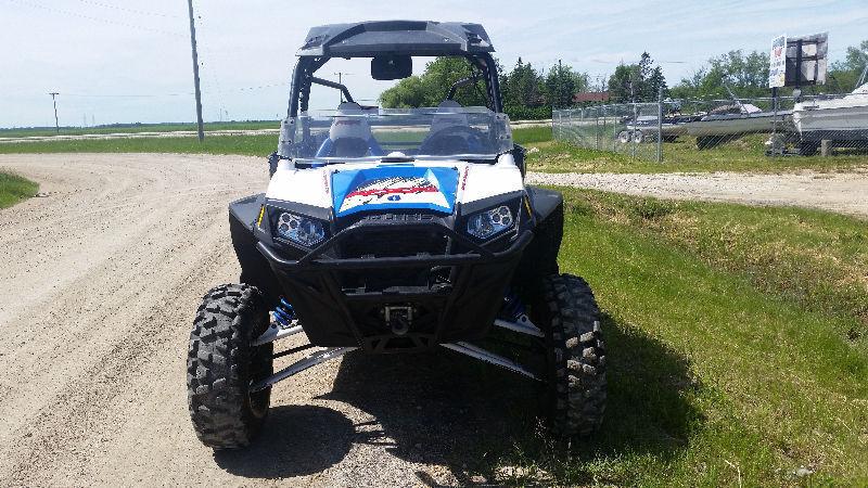 Polaris 900 White lightning