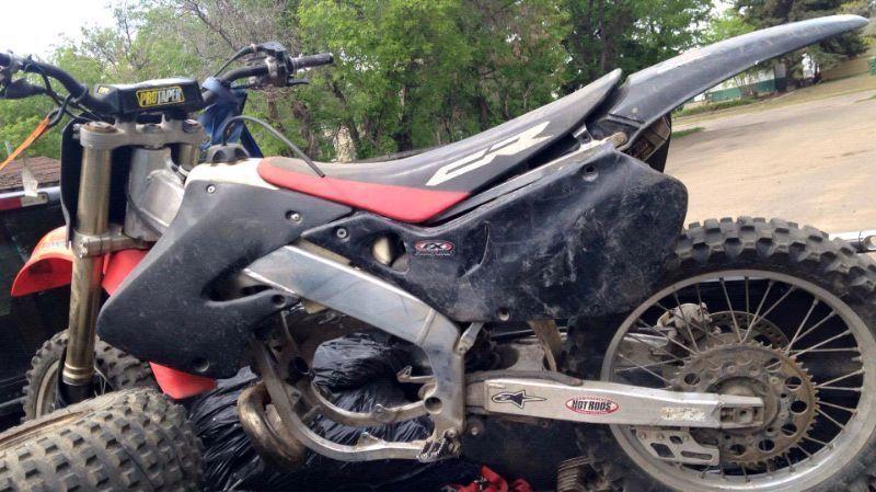Wanted: Looking for 1998 cr250r parts