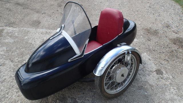 Antique motorcycle sidecar