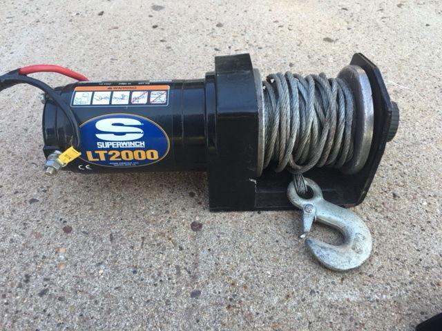Winch with cable guide - LT2000