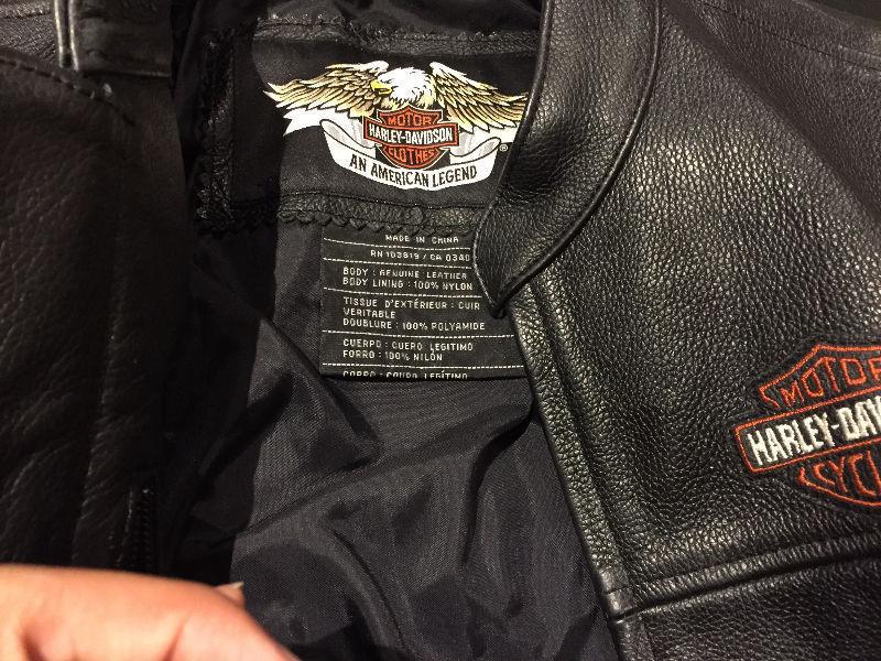 Ladies Small Harley-Davidson leather jacket