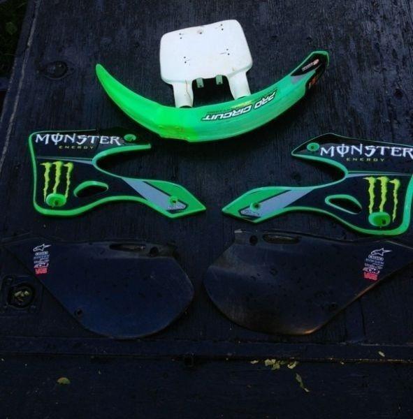 1999-2002 KAWASAKI KX125/250 PLASTICS