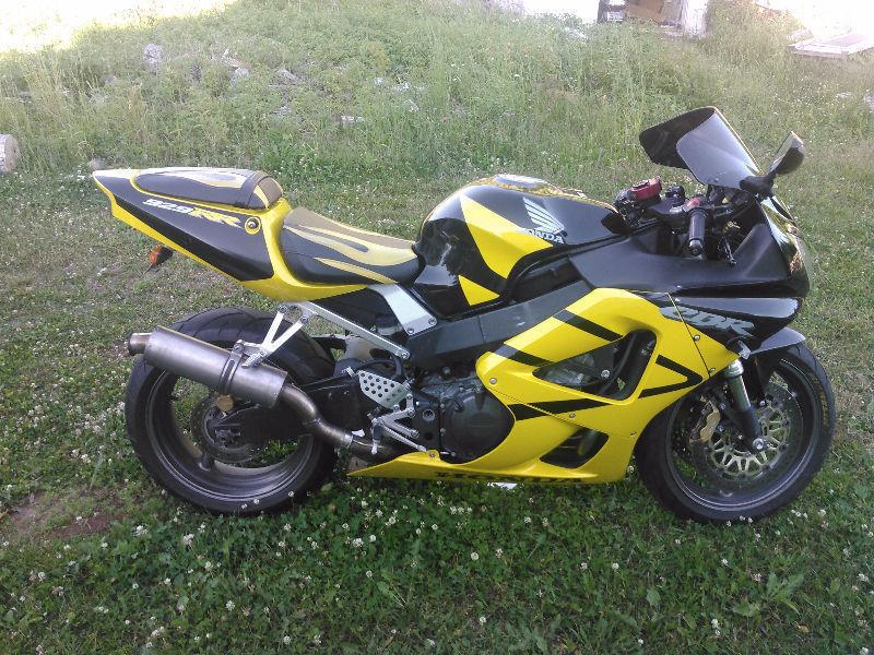 2001 honda cbr 929