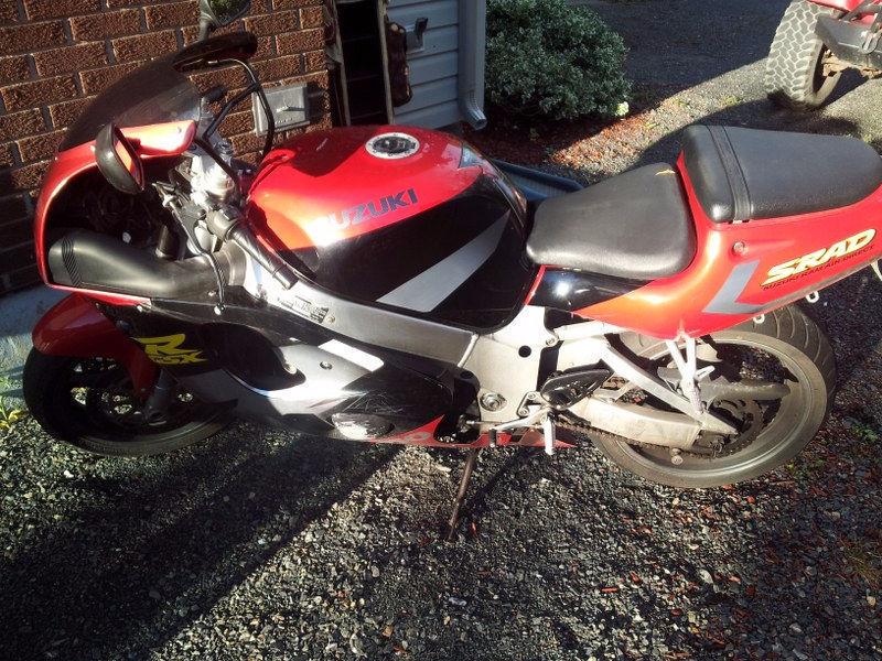 TWO For ONE - GSXR 750 - Includes Parts Bike