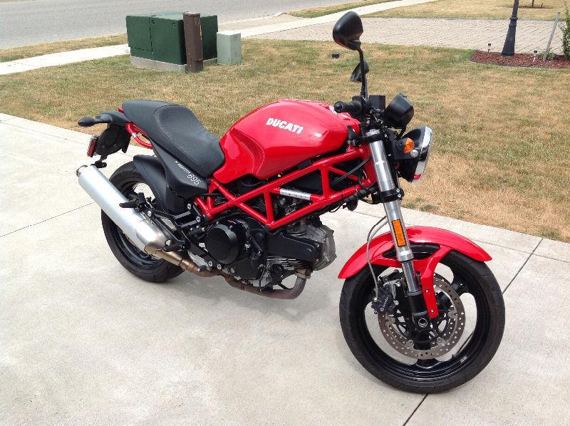 Mint Condition Ducati Monster 695