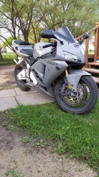 2005 cbr 600rr for sale need gone!