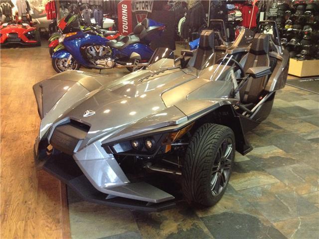 2016 Polaris Slingshot - Titanium Metallic