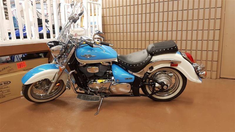 2009 Suzuki Boulevard