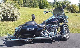 2009 Harley-Davidson ROAD KING FLHR, $13,500