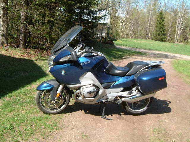 nice clean R 1200RT with three bags and tank bag