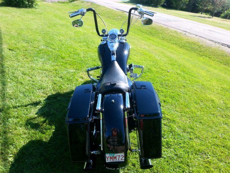 2010 Harley Davidson custom roadking