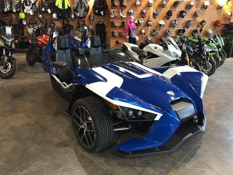 2016 Polaris Slingshot Reverse Trike SL LE Blue Fire
