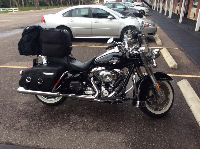2013 Road King Classic, trade for boat/motor/trailer considered