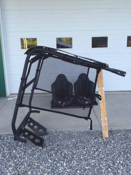 Rhino extended roll cage