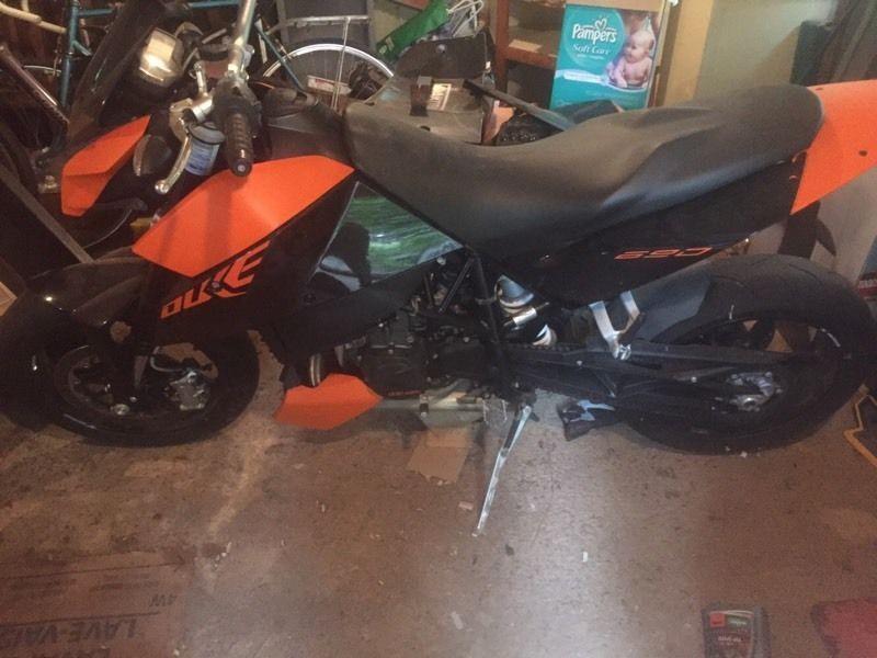 2010 ktm duke 690